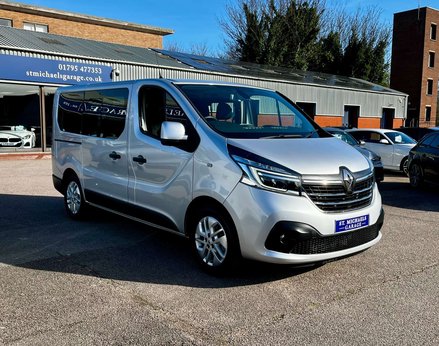 Renault Trafic 2.0 Trafic Sport Energy dCi 5dr 4