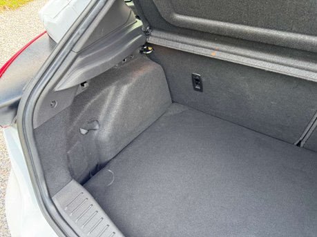 Ford Focus 1.0 Focus ST-Line 5dr 39