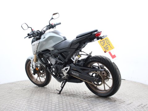 Honda CB125R CB 125 F NA-M 6