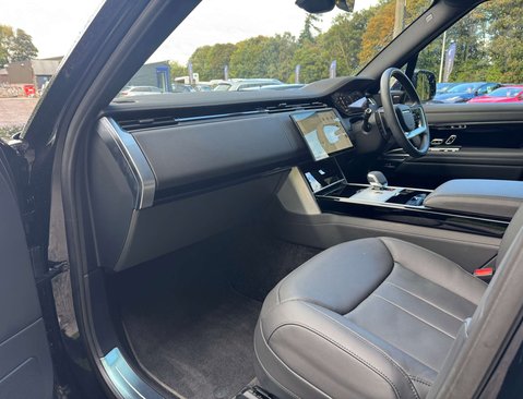 Land Rover Range Rover 3.0 Range Rover SE D MHEV Auto 4WD 5dr 29