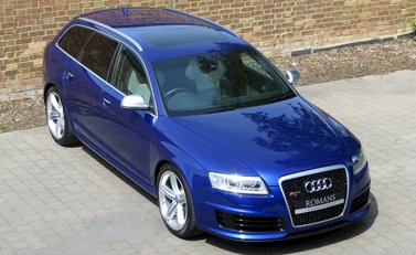 Audi RS6 Avant Plus 19