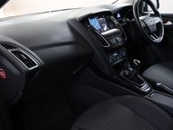 Ford Focus TITANIUM 34