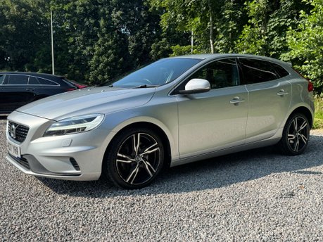 Volvo V40 2.0 V40 R-Design Pro D4 5dr 11