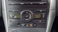 Toyota Auris 1.8 VVT-h T Spirit Hatchback 5dr Petrol Hybrid CVT Euro 5 (s/s) (136 ps) 55