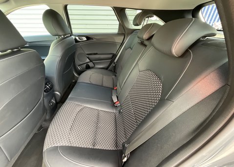 Kia Ceed 3 16