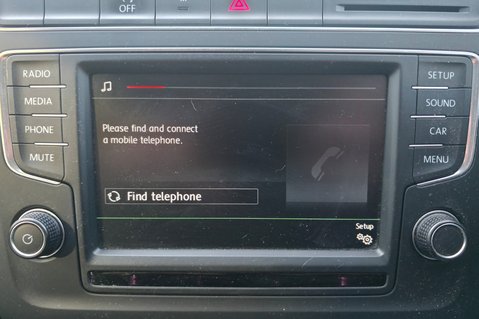 Volkswagen Polo 1.2 SE TSI AUTOMATIC.. 10 MAIN DEALER SERVICES.. £20 R/TAX..1OWNER  7