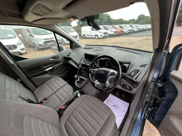 Ford Transit Connect SWB L1H1 Low Roof Limited 200 Alloys H/Seats Ply Sensors EURO 6 NO VAT 26
