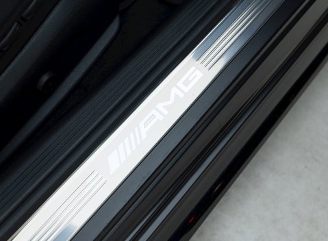 Mercedes-Benz C Class C63 S Night Edition 21