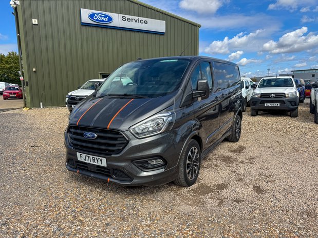 Ford Transit Custom AUTO SWB L1H1 Low Roof Sport 320 Air Con Alloys Sensors Cam EURO 6 2