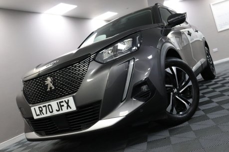 Peugeot 2008 PURETECH S/S ALLURE PREMIUM 32
