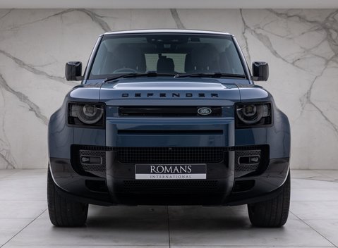 Land Rover Defender 90 D300 X-DYNAMIC HSE 7