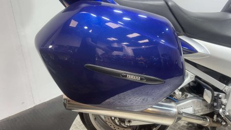 Yamaha FJR1300 2005 49K FULL LUGGAGE NEW MOT NEW TYRES SERVICED 12