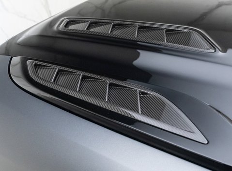 Land Rover Defender 110 V8 P525 URBAN XRS 40