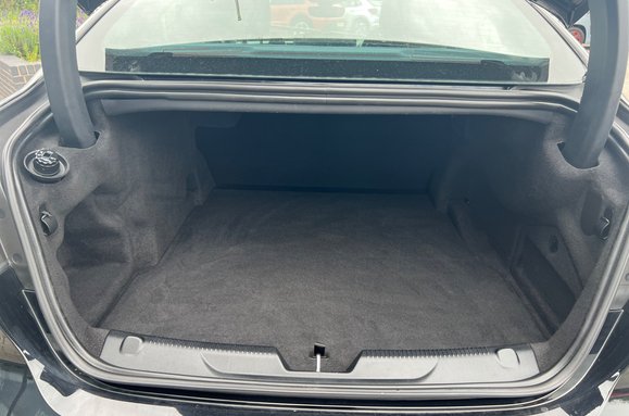 Jaguar XE R-DYNAMIC SE AUTO 37