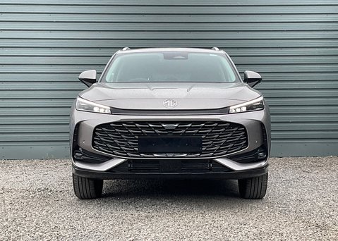 MG HS 1.5 T-GDI PHEV TROPHY 6