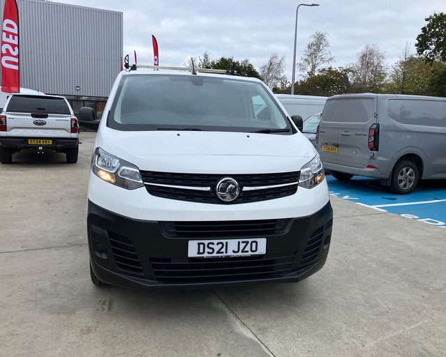 Vauxhall Vivaro VIVARO L2 DIESEL 2900 1.5d 100PS Dynamic H1 Van