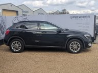 Mercedes-Benz GLA GLA200 SE 10