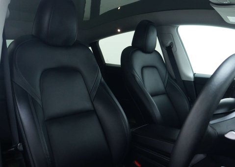 Tesla Model Y (Dual Motor) Long Range SUV 5dr Electric Auto 4WDE (384 bhp) 40