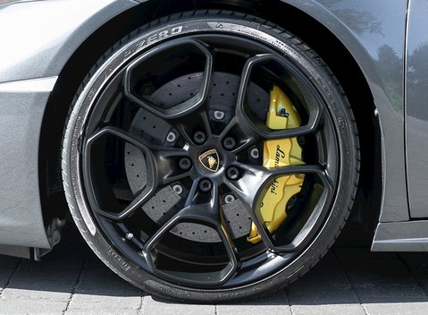 Lamborghini Huracan LP610-4 10