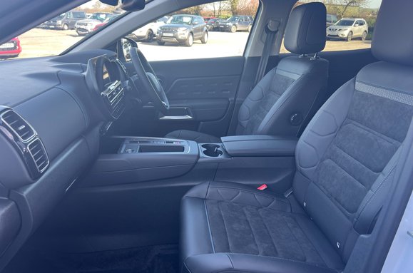 Citroen C5 Aircross PURETECH MAX EDITION 1.2 HYBRID AUTO 27