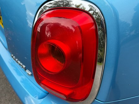 Mini Hatch COOPER D 16