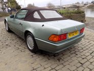 Mercedes-Benz SL Series 500SL-32 48