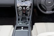 Aston Martin Vantage S V8 ROADSTER 21