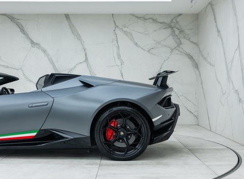 Lamborghini Huracan Spyder LP 640-4 PERFORMANTE 42