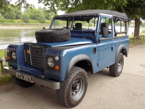 Land Rover 88 Series III SWB - John Brown HQ Special Edition 9
