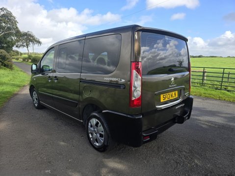 Peugeot Expert Tepee 8