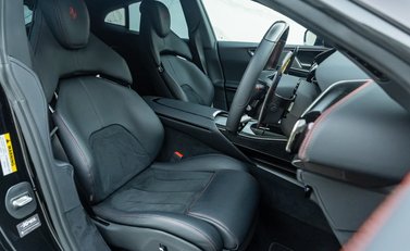 Ferrari Purosangue 17