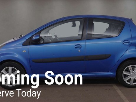 Toyota Aygo 1.0 Aygo Blue VVT-i Semi-Auto 5dr 4