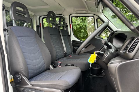 Iveco Daily 70C18D Double Cab Dropside with Hiab Crane - Air Con 4