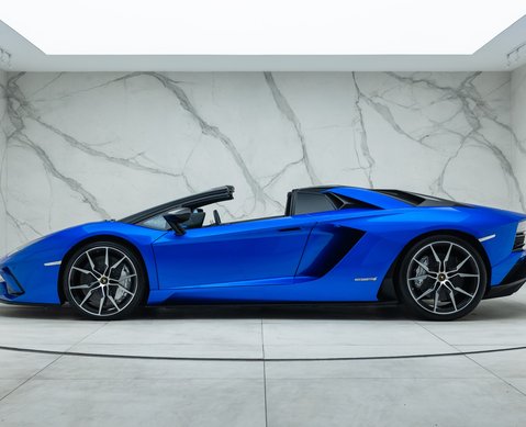 Lamborghini Aventador S LP 740-4 ROADSTER 