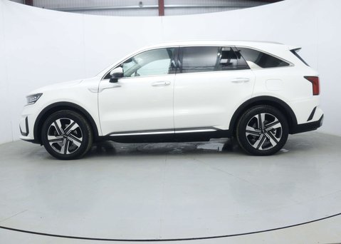 Kia Sorento 1.6 T-GDi 13.8kWh 3 SUV 5dr Petrol Plug-in Hybrid Auto AWD Euro 6 (s/s) (26 9