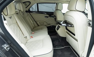 Bentley Mulsanne V8 Mulliner 18