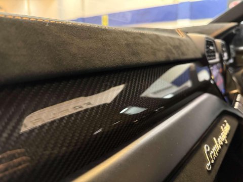 Lamborghini Urus 4.0 V8 BiTurbo Performante SUV 5dr Petrol Auto 4WD Euro 6 (666 ps) 63