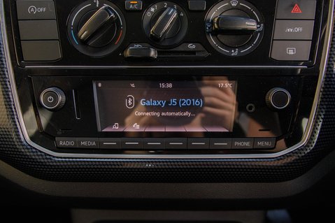 Volkswagen Up BASE 23