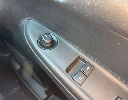 Vauxhall Viva 1.0 Viva SE 5dr 38