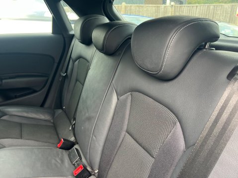 Audi A1 1.4 TFSI S line Sportback S Tronic Euro 5 (s/s) 5dr 29