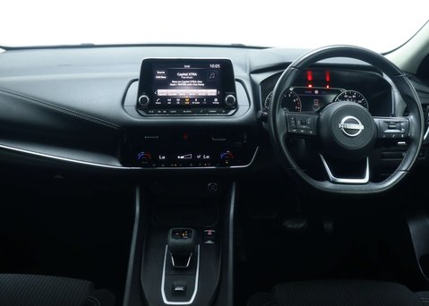 Nissan Qashqai 1.3 DIG-T MHEV Acenta Premium SUV 5dr Petrol Hybrid XTRON Euro 6 (s/s) (158 20