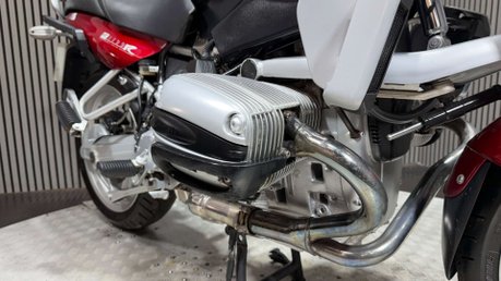 BMW R1100 R 2000 41K VERY CLEAN EXAMPLE MOT OCTOBER 2027 CLASSIC 1100CC 18