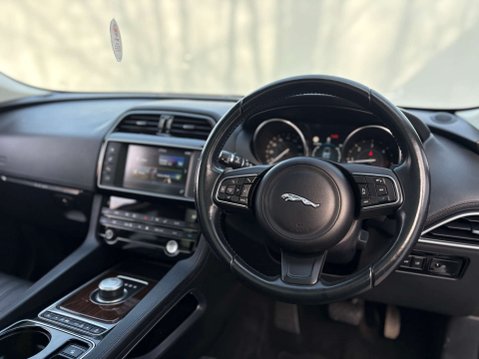 Jaguar F-Pace 2.0 F-Pace Portfolio AWD D Auto 4WD 5dr 55