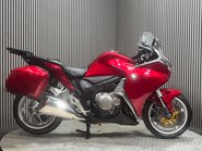 Honda VFR1200F VFR 1200 2014 ONLY 26K LUGGAGE NEW MOT WARRANTY TOURER 1