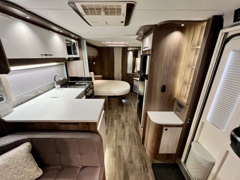 Coachman Lusso II  34