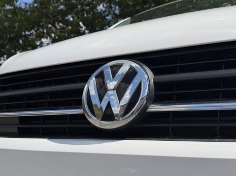 Volkswagen Transporter T32 TDI KOMBI HIGHLINE BMT 11