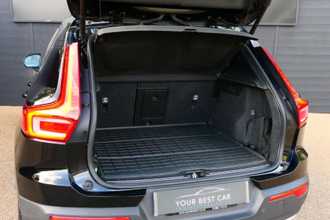 Volvo XC40 2.0 XC40 Inscription Pro B4 MHEV Auto 5dr 18