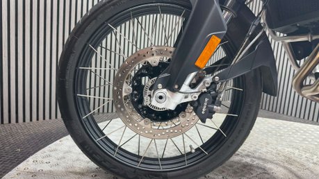 BMW F 850 GS TE 2022 TRIPLE BLACK 1 OWNER ONLY 6K STUNNING ADV BIKE 23
