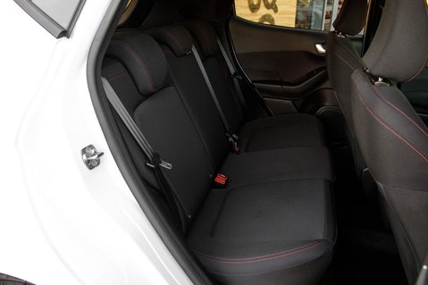 Ford Fiesta ST-LINE 34