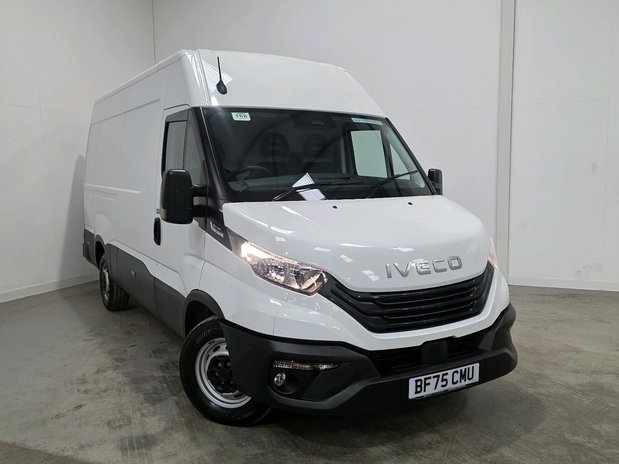 Iveco Daily Daily 35S14A8V H2 2.3 Van 3520L WB Hi-Matic 1